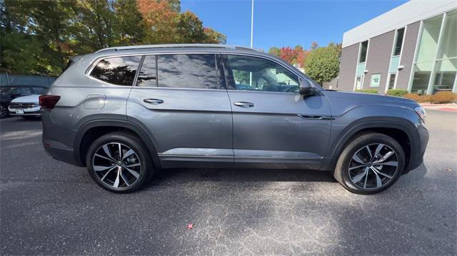 new 2025 Volkswagen Atlas car, priced at $54,366