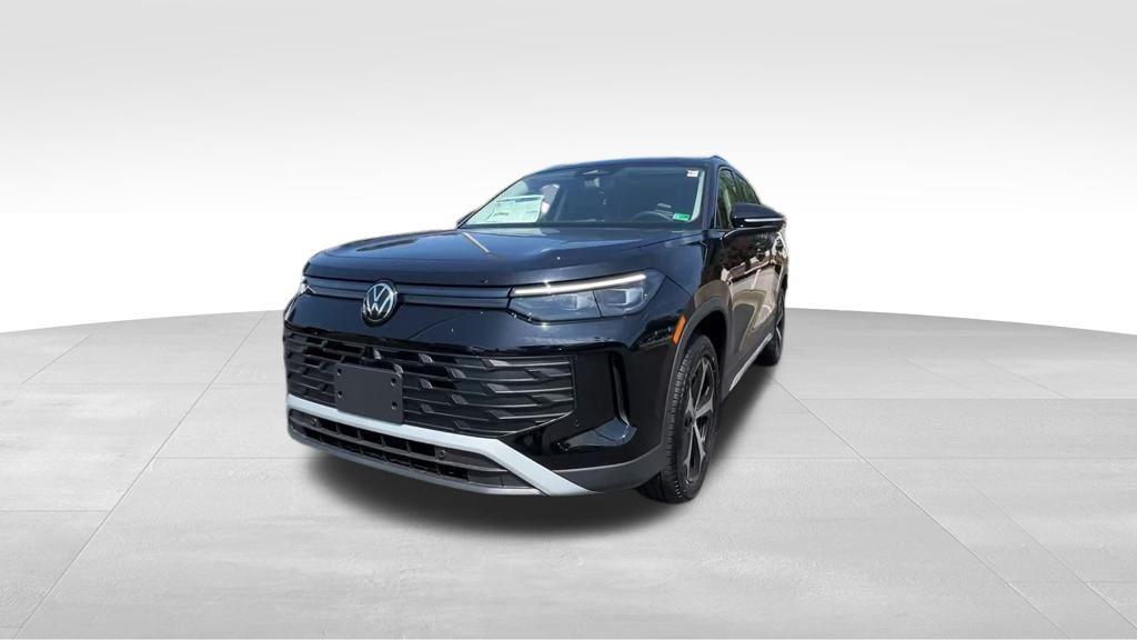 new 2025 Volkswagen Tiguan car, priced at $35,073
