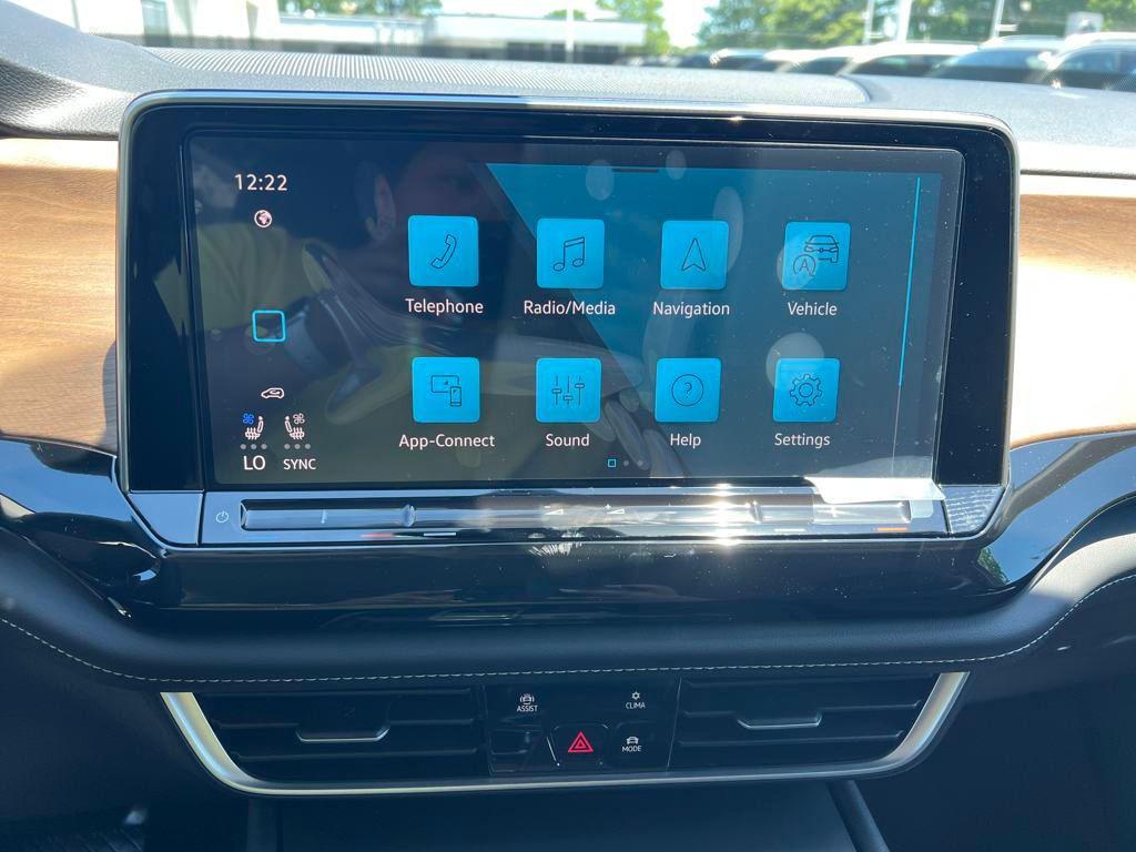 new 2025 Volkswagen Atlas car, priced at $35,518