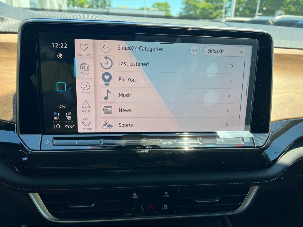 new 2025 Volkswagen Atlas car, priced at $35,518