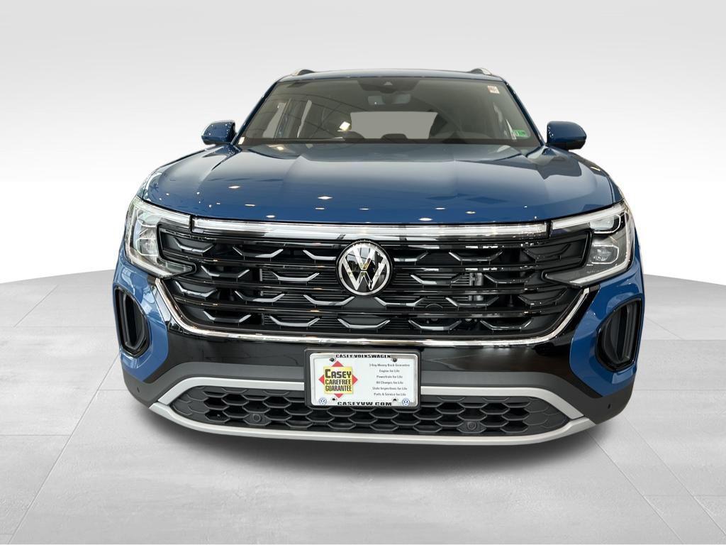 new 2025 Volkswagen Atlas Cross Sport car, priced at $39,937