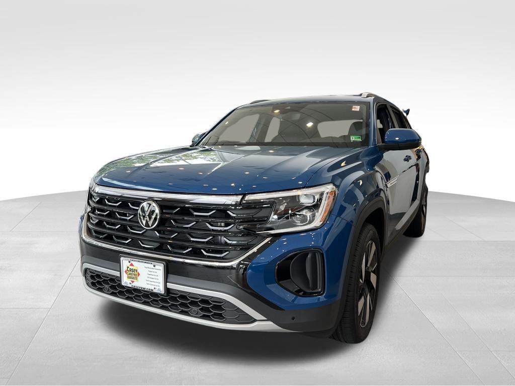 new 2025 Volkswagen Atlas Cross Sport car, priced at $39,937