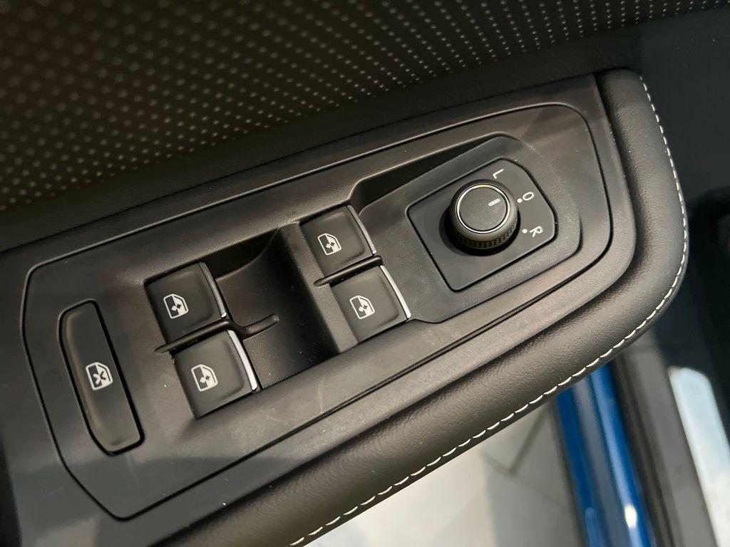 new 2025 Volkswagen Atlas Cross Sport car, priced at $39,937