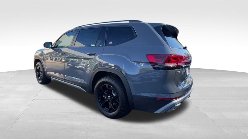 new 2026 Volkswagen Atlas car, priced at $47,579