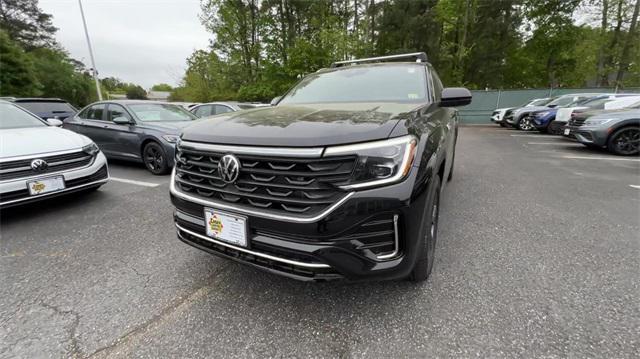 new 2024 Volkswagen Atlas Cross Sport car, priced at $45,742