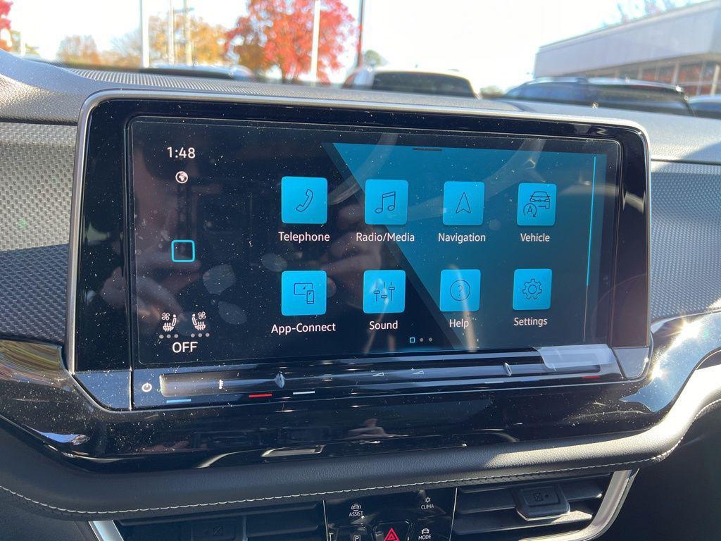 new 2026 Volkswagen Atlas Cross Sport car, priced at $53,456