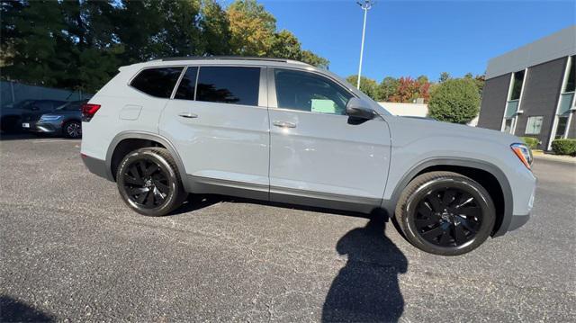 new 2025 Volkswagen Atlas car, priced at $46,757