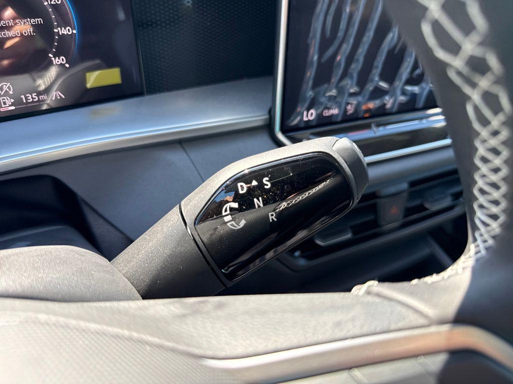 new 2025 Volkswagen Tiguan car, priced at $34,049