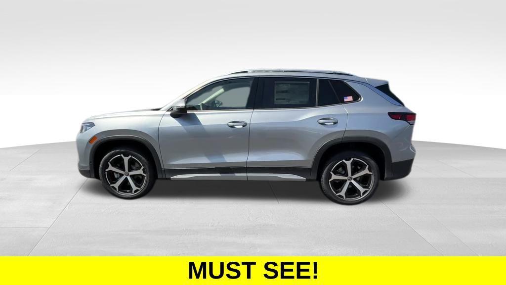 new 2025 Volkswagen Tiguan car, priced at $34,049