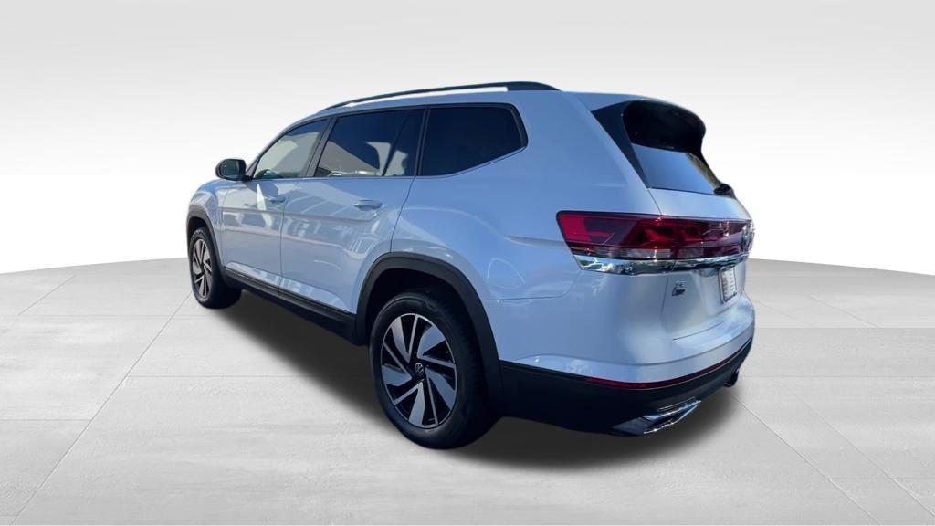 new 2026 Volkswagen Atlas car, priced at $45,411