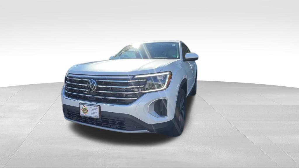 new 2026 Volkswagen Atlas car, priced at $45,411