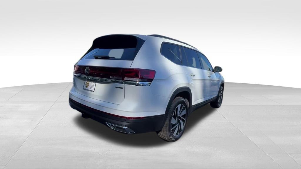 new 2026 Volkswagen Atlas car, priced at $45,411