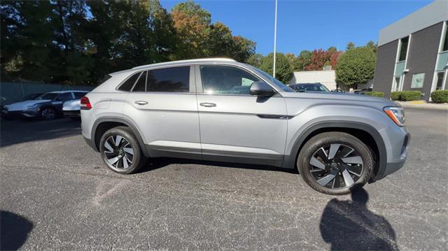 new 2024 Volkswagen Atlas Cross Sport car, priced at $40,360