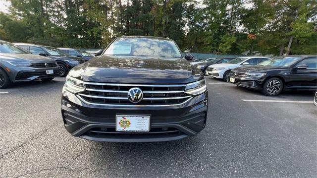 new 2024 Volkswagen Tiguan car, priced at $29,418