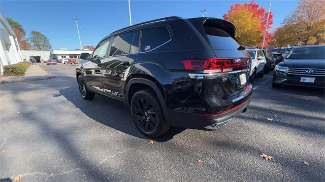 new 2025 Volkswagen Atlas car, priced at $44,983