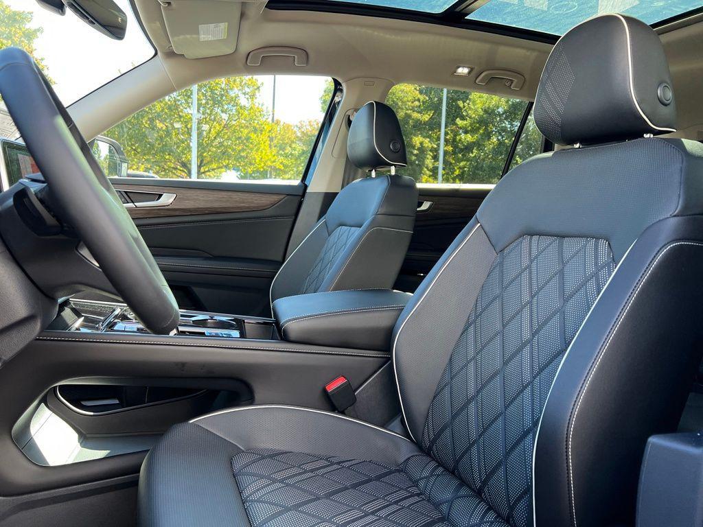 new 2026 Volkswagen Atlas car, priced at $54,089