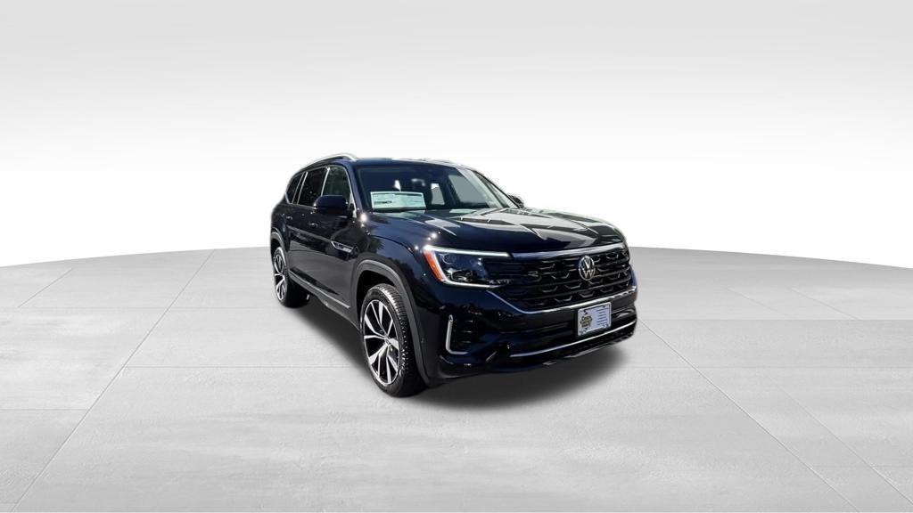 new 2026 Volkswagen Atlas car, priced at $54,089