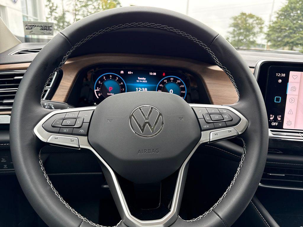 new 2026 Volkswagen Atlas car, priced at $45,908