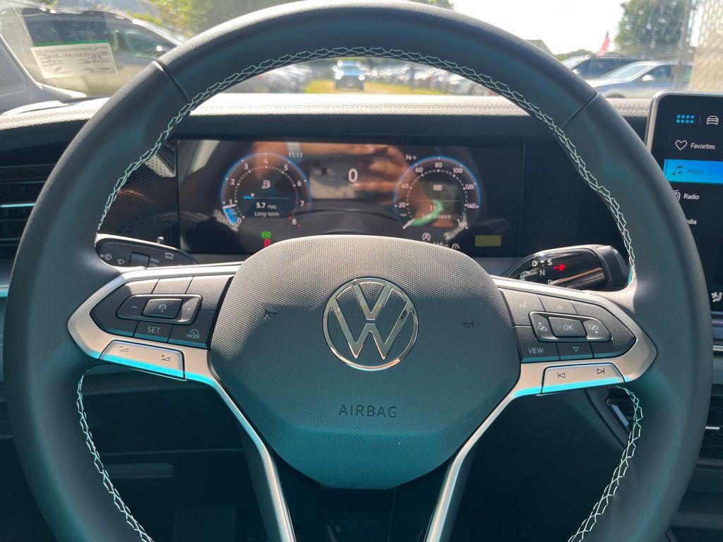 new 2025 Volkswagen Tiguan car, priced at $34,018