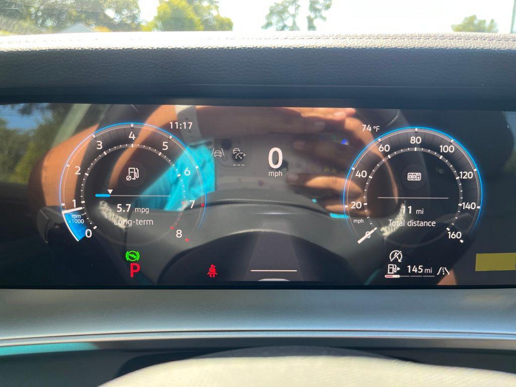 new 2025 Volkswagen Tiguan car, priced at $34,018