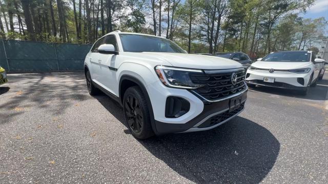new 2025 Volkswagen Atlas Cross Sport car, priced at $42,449