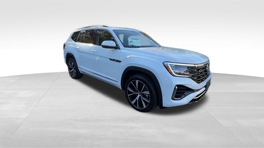 new 2026 Volkswagen Atlas car, priced at $54,624
