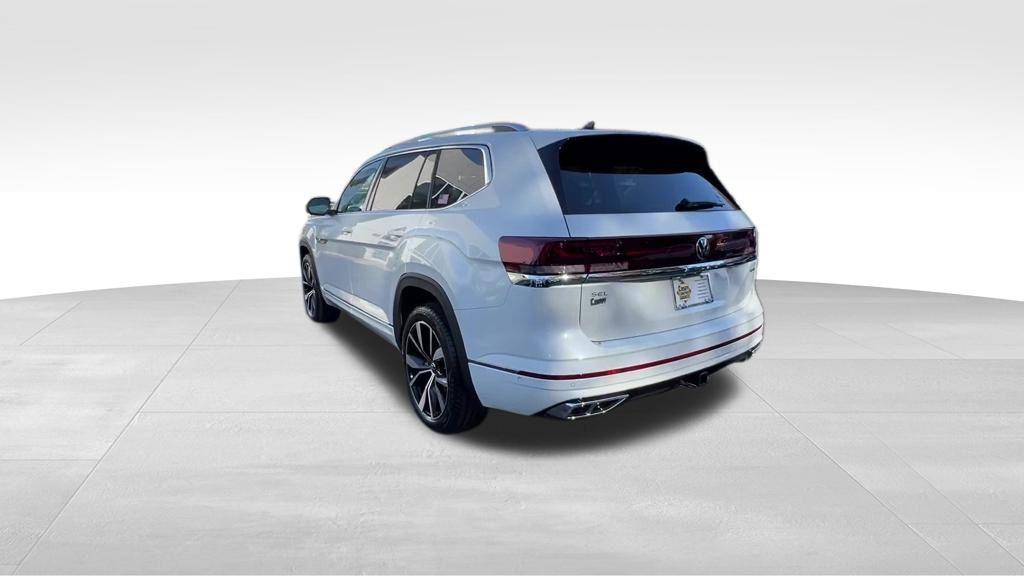 new 2026 Volkswagen Atlas car, priced at $54,624