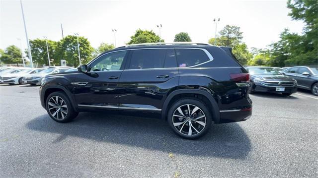 used 2024 Volkswagen Atlas car, priced at $45,000