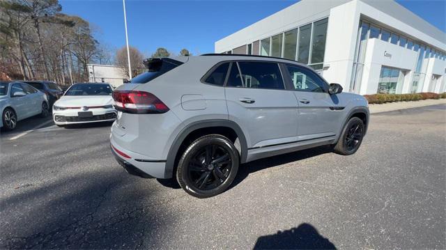 new 2025 Volkswagen Atlas Cross Sport car, priced at $48,379