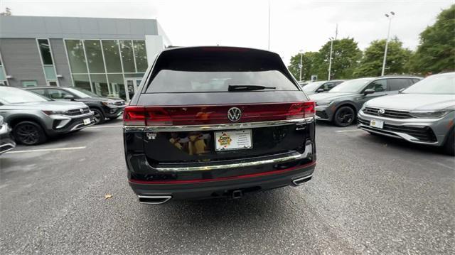 new 2024 Volkswagen Atlas car, priced at $40,908