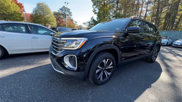 new 2025 Volkswagen Atlas car, priced at $37,018