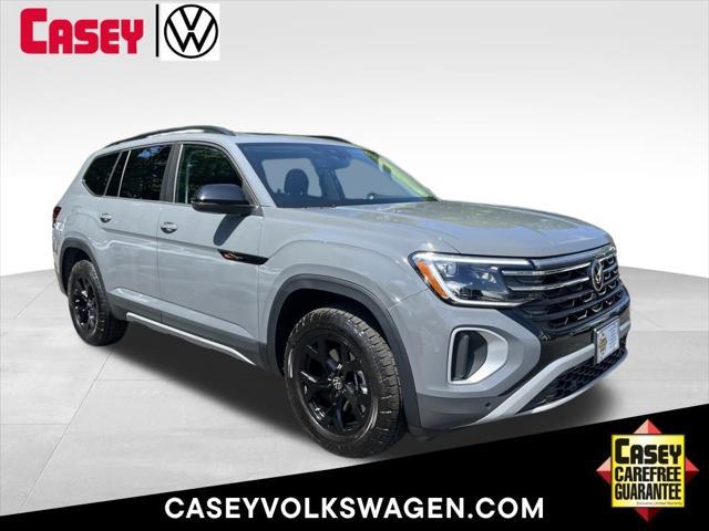 new 2025 Volkswagen Atlas car, priced at $43,726