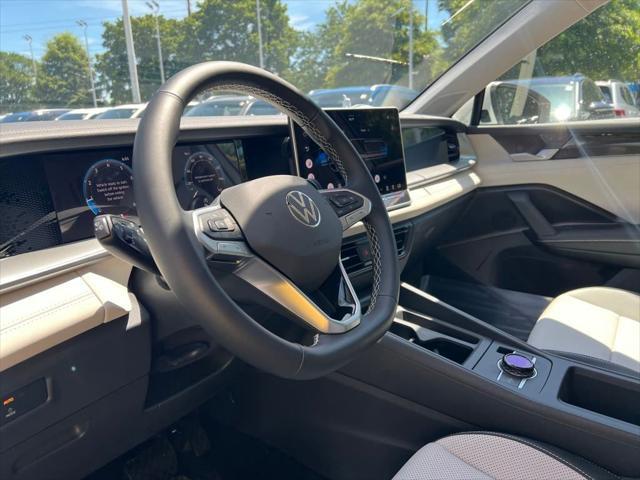 new 2025 Volkswagen Tiguan car, priced at $32,589