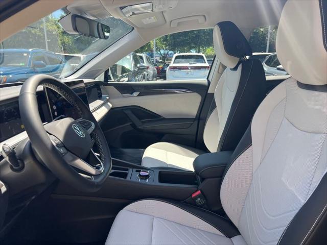 new 2025 Volkswagen Tiguan car, priced at $32,589