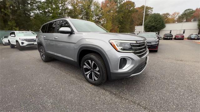 new 2024 Volkswagen Atlas car, priced at $33,951