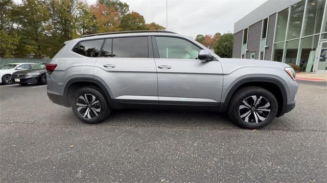 new 2024 Volkswagen Atlas car, priced at $33,951