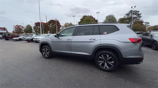 new 2024 Volkswagen Atlas car, priced at $33,951