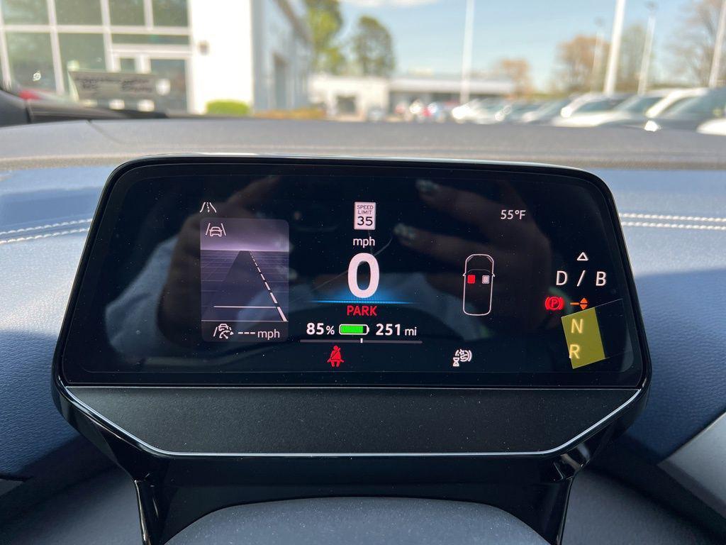 new 2025 Volkswagen ID.4 car, priced at $46,007