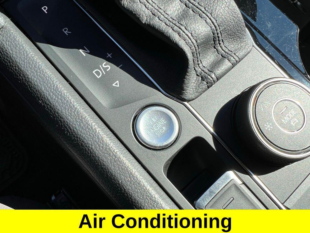 used 2021 Volkswagen Atlas car, priced at $26,400