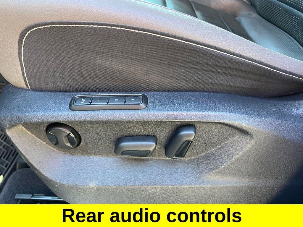 used 2021 Volkswagen Atlas car, priced at $26,400