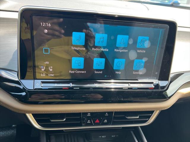 new 2025 Volkswagen Atlas Cross Sport car, priced at $43,699