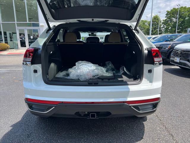 new 2025 Volkswagen Atlas Cross Sport car, priced at $43,699