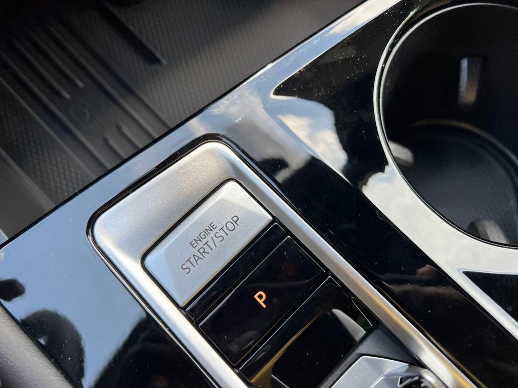 new 2025 Volkswagen Atlas Cross Sport car, priced at $40,449