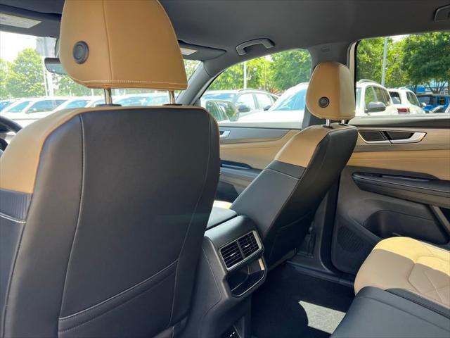 new 2025 Volkswagen Atlas Cross Sport car, priced at $43,699