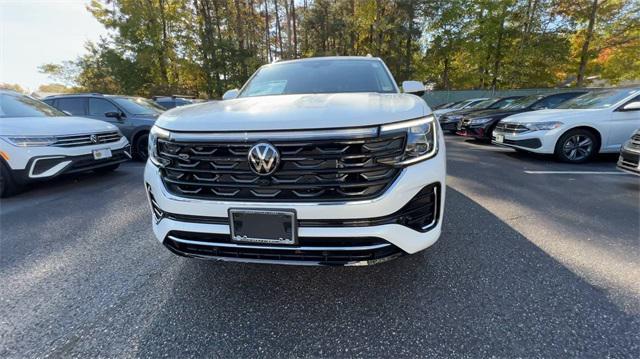 new 2025 Volkswagen Atlas car, priced at $54,126