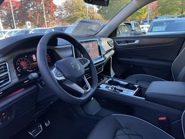new 2025 Volkswagen Atlas car, priced at $53,137