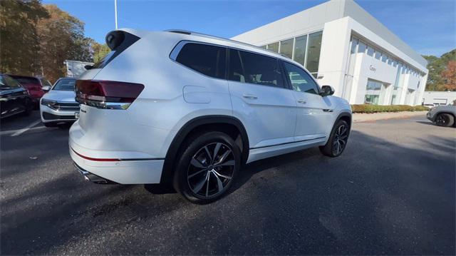 new 2025 Volkswagen Atlas car, priced at $54,126