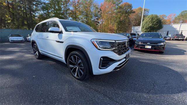 new 2025 Volkswagen Atlas car, priced at $54,126