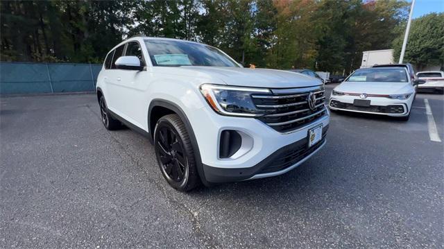 new 2025 Volkswagen Atlas car, priced at $46,757