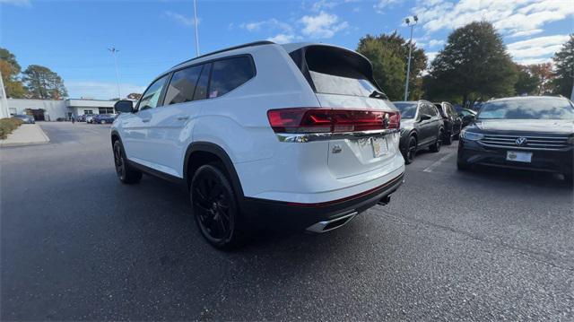 new 2025 Volkswagen Atlas car, priced at $46,757